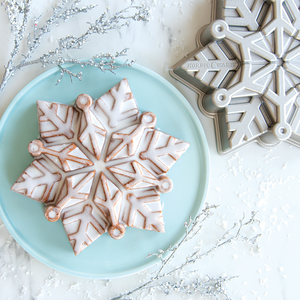 Nordic Ware Frozen Snowflake Pan