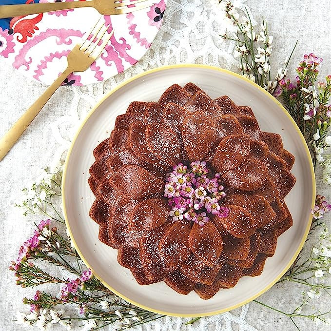 Nordic Ware Wildflower Loaf Pan