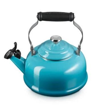 Le Creuset Whistling Kettle, 1.7 Qt. w/ Stainless Steel Knob