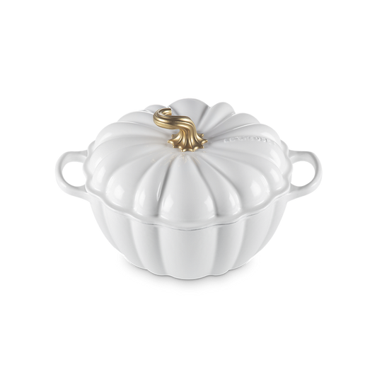 Le Creuset Pumpkin Cocotte 4 Quart - White