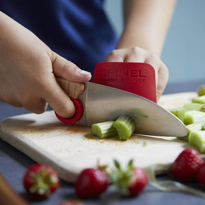 Opinel Le Petit Chef - 3 PieceSet (Knife, Peeler & Finger Guard) - Red