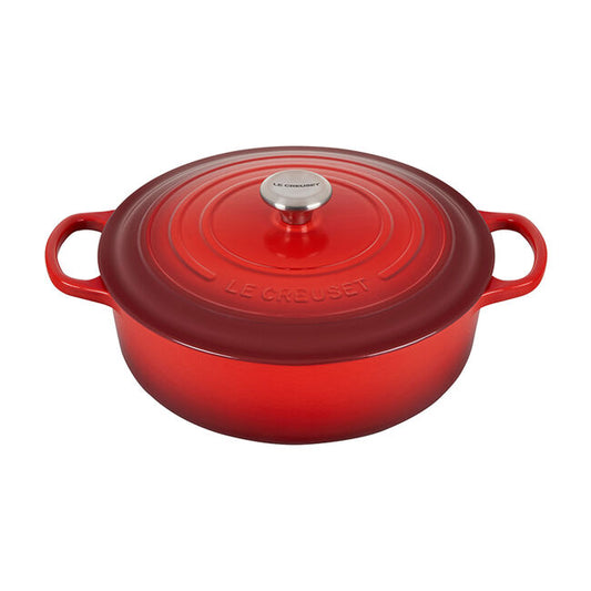 Le Creuset Wide Round Oven, 6.75 Qt.