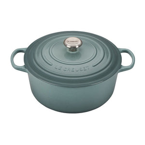 Le Creuset Round Dutch Oven, 7.25 Qt.