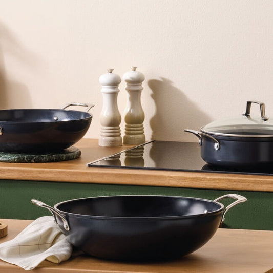 Le Creuset Non-Stick Ceramic Wok - 6.3 Quart