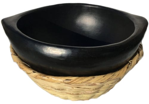 Chamba Cookware Authentic Chamba Ajiaco Bowl w/ Woven Basket - Traditional, All-Natural Black Clay Dish for Soup, Salad or Serving - Handmade in Colombia