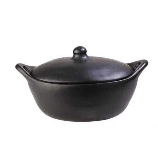 Chamba Cookware Authentic Chamba Covered Oval Roaster--Elegant, All-Natural Black Clay Casserole for Braising, Roasting, Baking and Serving Chicken, Roasts and More- Stovetop & Oven Safe – Handmade in Colombia