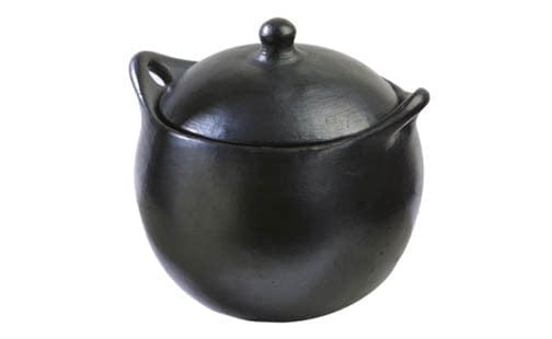 Chamba Cookware Authentic Chamba Soup & Bean Pot - Elegant, All-Natural Black Clay Pot with Cover for Slow, Even Cooking - Stovetop & Oven Safe - Handmade in Colombia